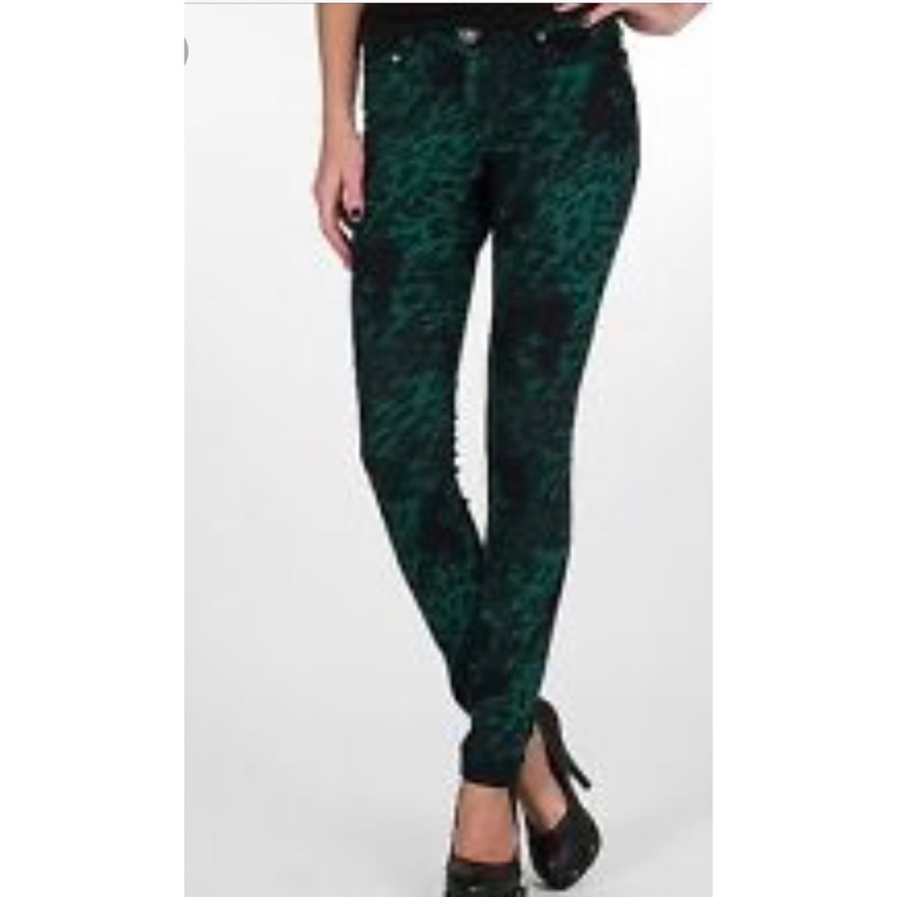 Jessica Simpson KISS Me Skinny Fit Jegging Size 27